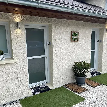 Jardin Prive 2 Bed & Breakfast 3*